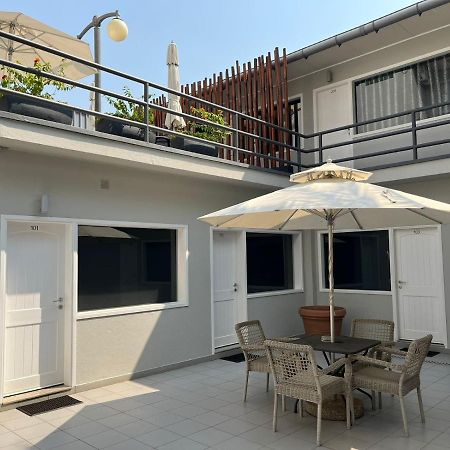 Готель Casas De Luanda Gh-Alvalade Екстер'єр фото